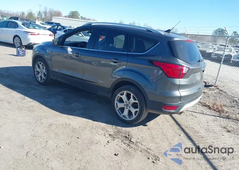2019 Ford Escape Titanium из США, поврежденный, VIN 1FMCU0J98KUB49410